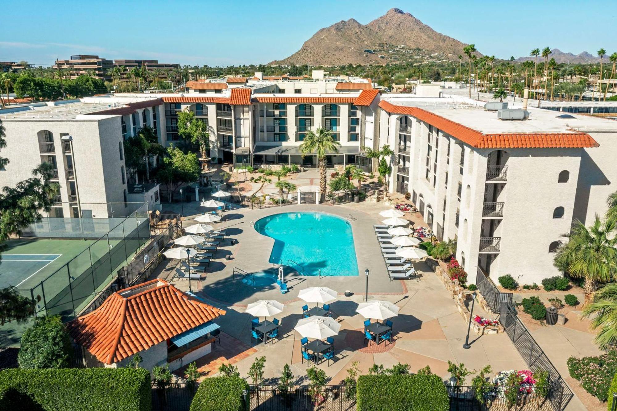 Embassy Suites By Hilton Scottsdale Resort Exterior foto