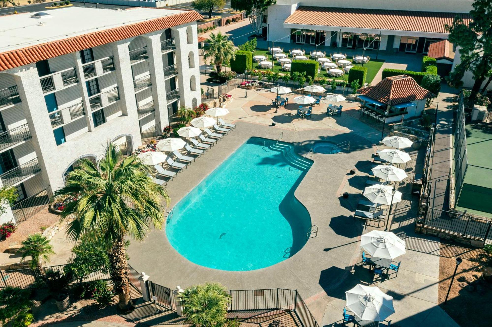 Embassy Suites By Hilton Scottsdale Resort Exterior foto
